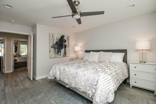 Modern Old Town Scottsdale Home Wdesigner Touch
