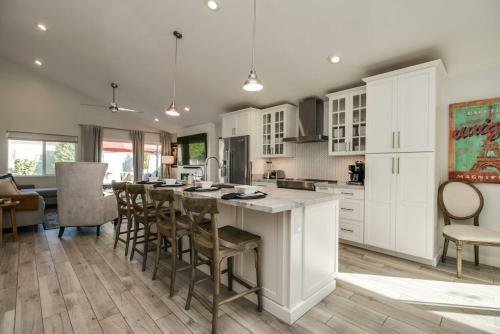Modern Old Town Scottsdale Home Wdesigner Touch