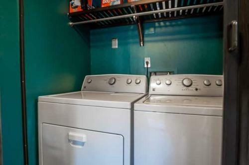 Stylish Central Scottsdale Ground Floor Condo