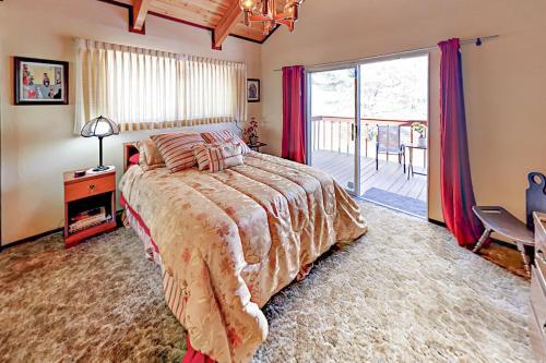 Blue Jay Chalet