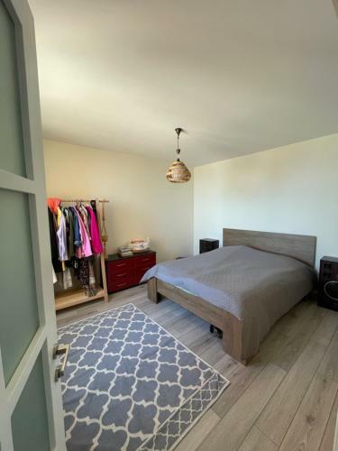 Enjoy Sea View At Fully Equipped 2 Br Apart