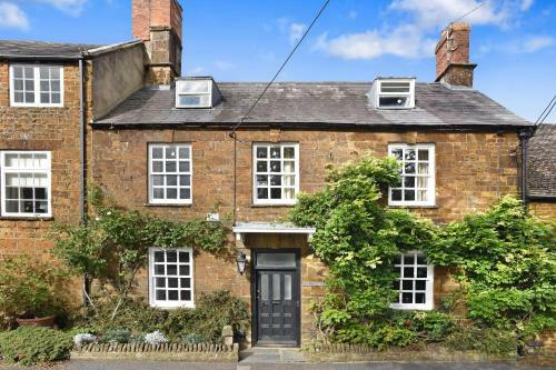 Dragon House Deddington Banbury Ox15