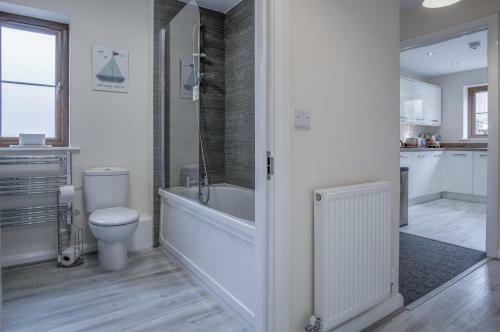 Kilgetty Heights - 2 Bedroom Cottage - Kilgetty
