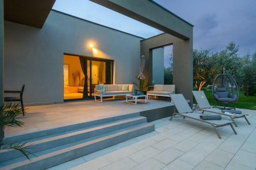 Villa Tonina