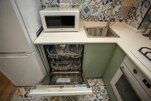 Green Apartment