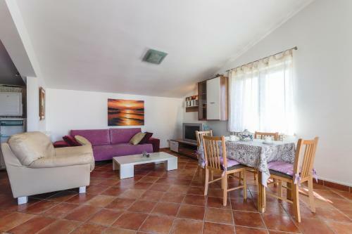 Comfortable 2 Bedroom Apartment - 5 Persons