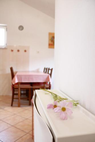 Olive Apartments 2