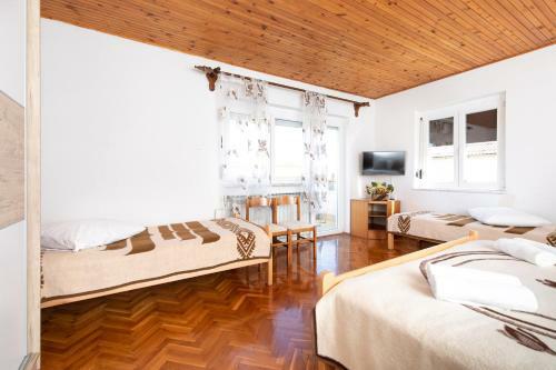 Bed And Breakfast Ema