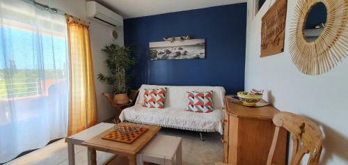 Hostal Villa Cabanas Beach