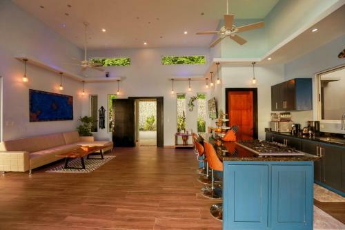 Casa Juliet - Ocean View Villa