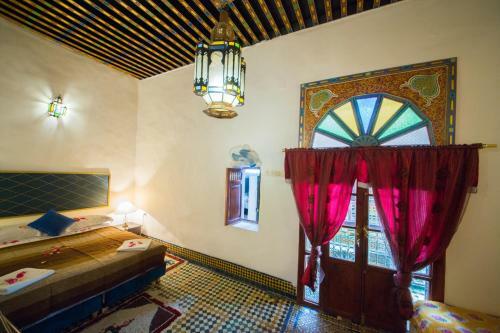 Riad Bouaanania