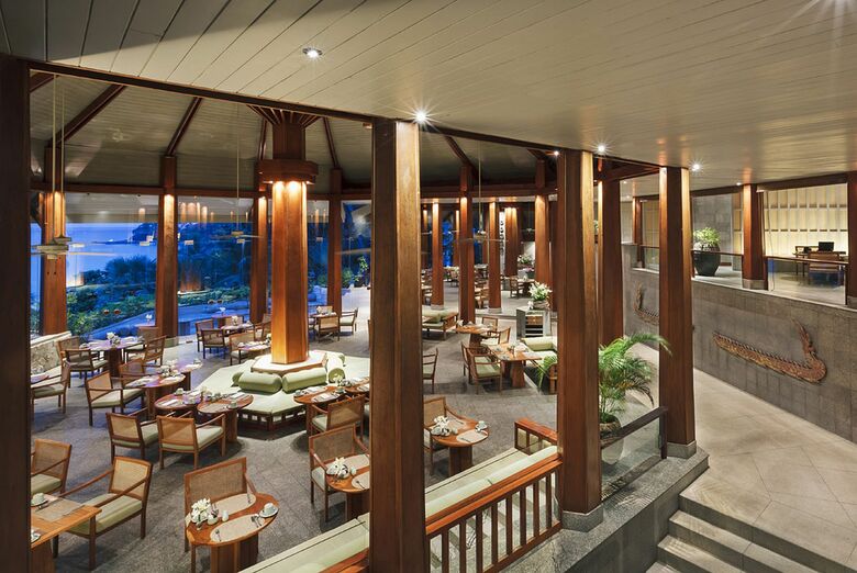 Hotel The Surin Phuket