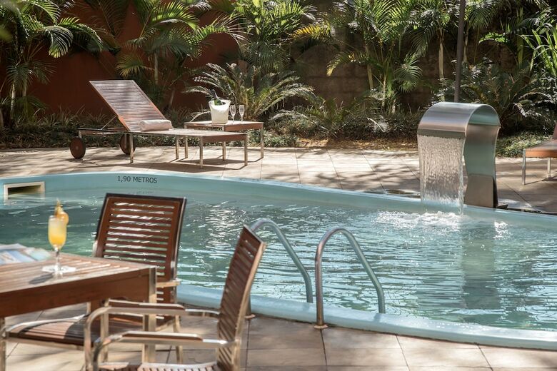 Hotel Intercity Express Porto Alegre
