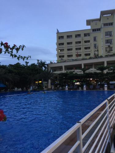 Apartamento 5* Beautiful/ Beachfront /fantasyview 2-br-3032.