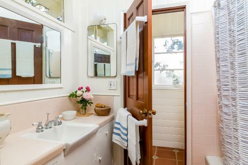Rancho Mesa Escondida