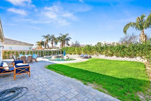 Sunglow Lux Desert Oasis ~ Pool/spa,firepit Games
