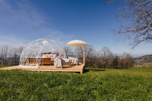 Adventurly Bubble-suite Mit 360 Grad Alpen-panorama