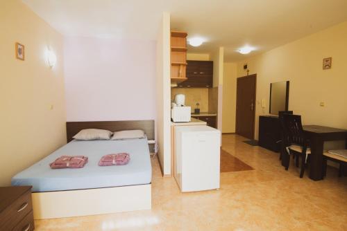 Apartamento ~ Elit ~ Studio With A Pool In Sunny Beach