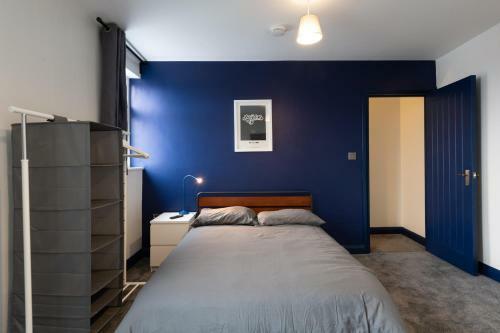 Apartamento Bristol Mural By Mycityhaven