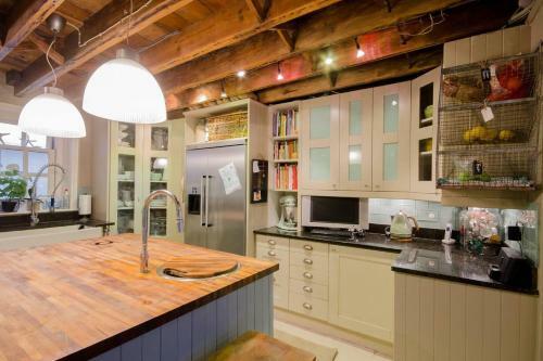 Large Regency Beach House Dog Friendly Brighton