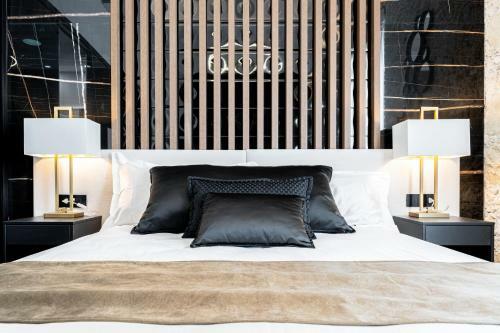Hostal Nero Luxury Suites