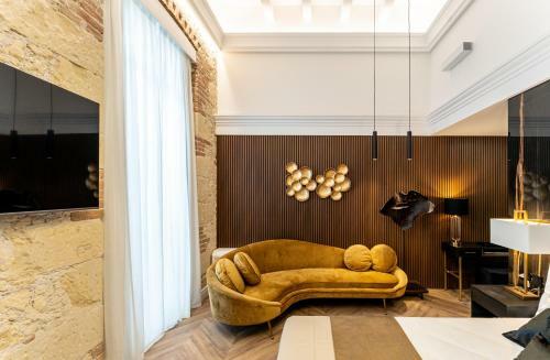 Hostal Nero Luxury Suites