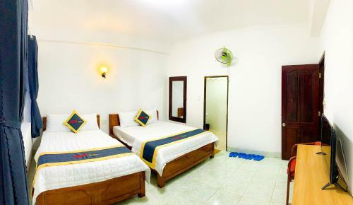 New Hotel