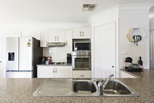 Peaceful And Spacious 4-bed Mudgee Home