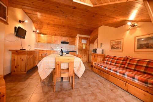 Apartamento Appartamenti Casa Vacanze Raethia
