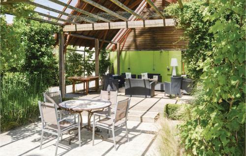 Holiday Home Arques Rue Jules Ferry IV