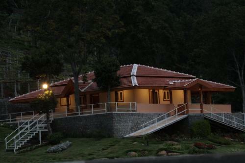 Hotel Chow Chow Valley Resort