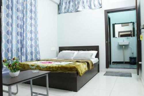 Hotel Center Point Guest House