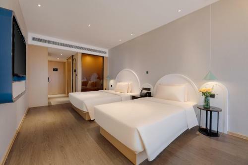 Atour Hotel Nanning Wuxiang Headquarter Base