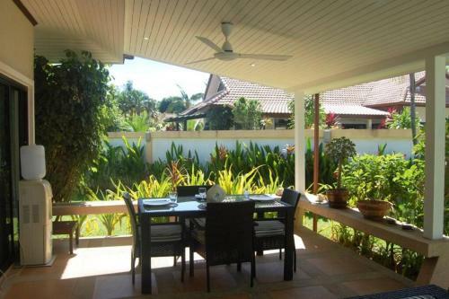 Cosy 2 Bedrooms Villa