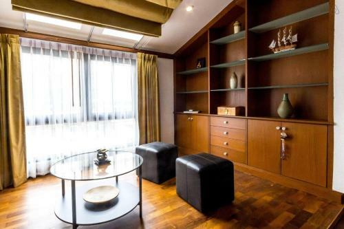 Fabulous First Floor Apartment Dasiri Downtown Residence