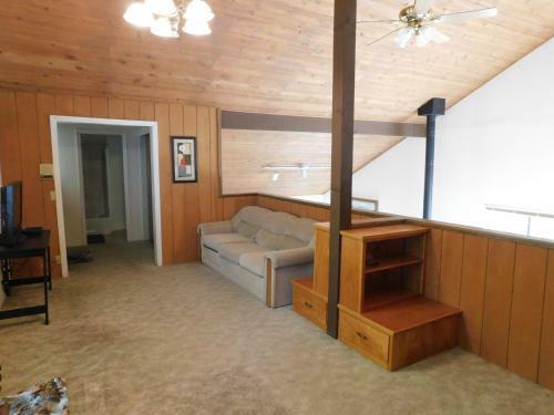 The Lookout 770 Home