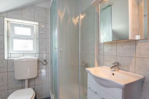 City B&B Superior Beachfront Property
