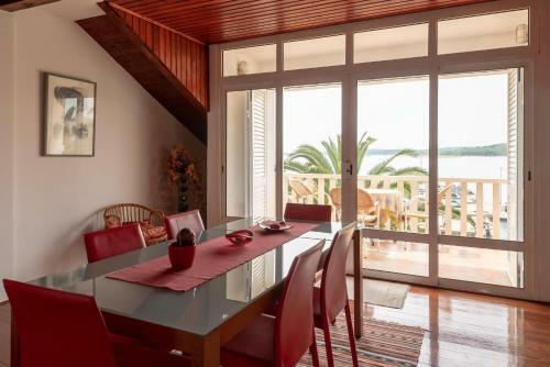 City B&B Superior Beachfront Property