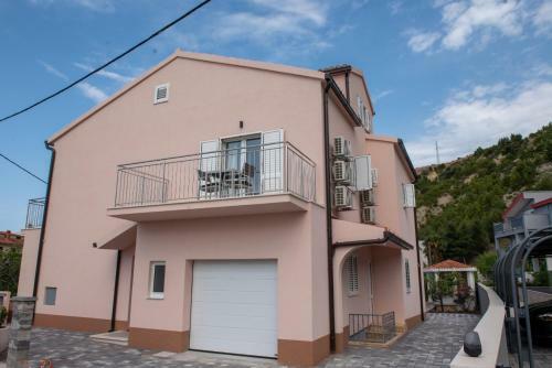 Charming Apartments Duce
