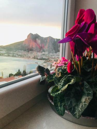 Apartamento Artsy Nest With A Panoramic View, Omis