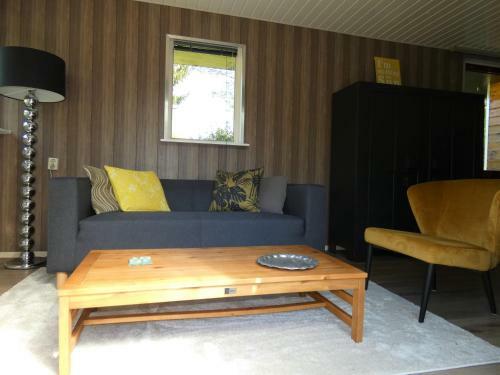 Houten Chalet Nr 19 Op Bospark Trimunt