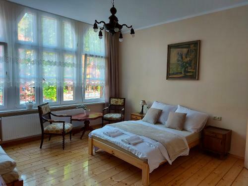 Hostal Pension Etiuda