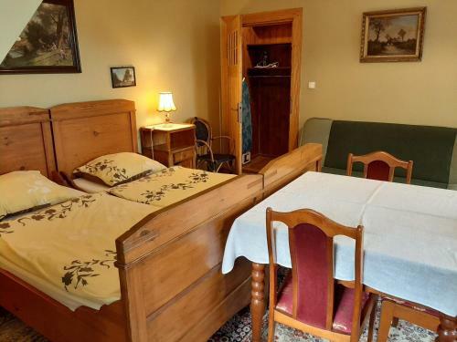 Hostal Pension Etiuda