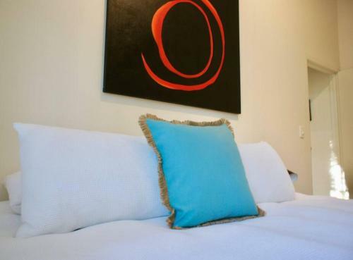 Apartamento Refurbished 2 Bedroom Apt With Secured Parking!