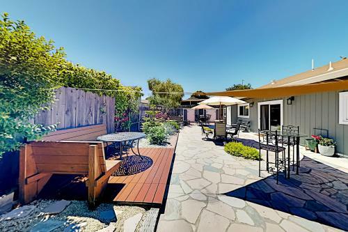 Portola Oasis
