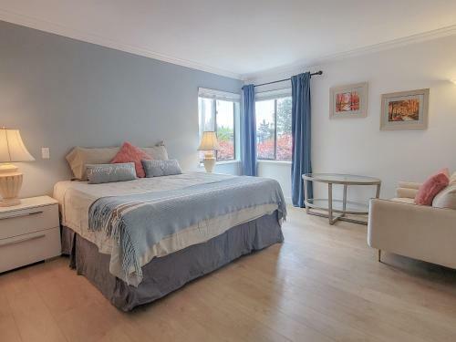Comfy King Bdr W/private Bathroom & Walk-in Closet