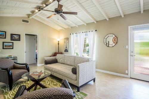 Movie Colony Bungalow