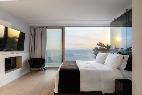 Black Stone Villa