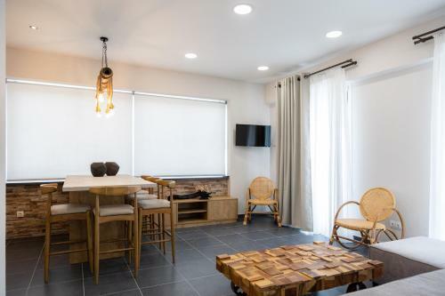 Konstantino's Corfu Marina View Apartment