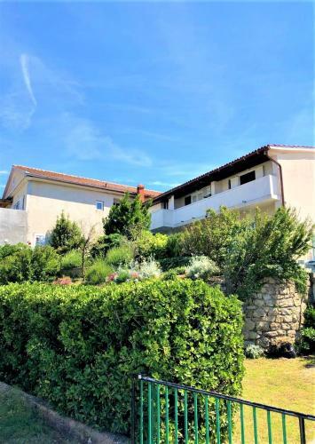 Apartments With Boat Mooring Marija